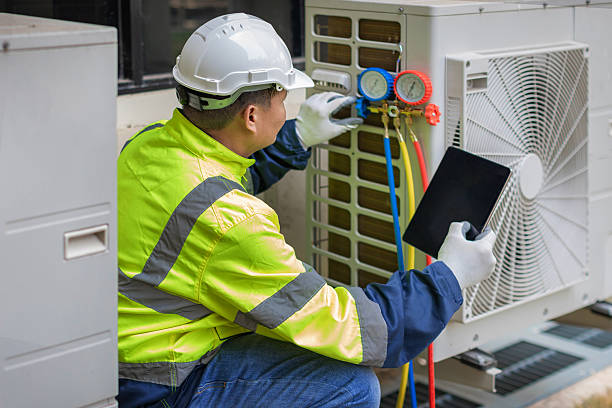 Professional Emergency Hvac Repair technician working in Spring Valley, OH
